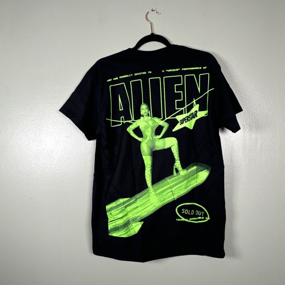 Beyonce 2023 Renaissance World Tour Black T Shirt Sexy Alien Superstar Sz M NWOT